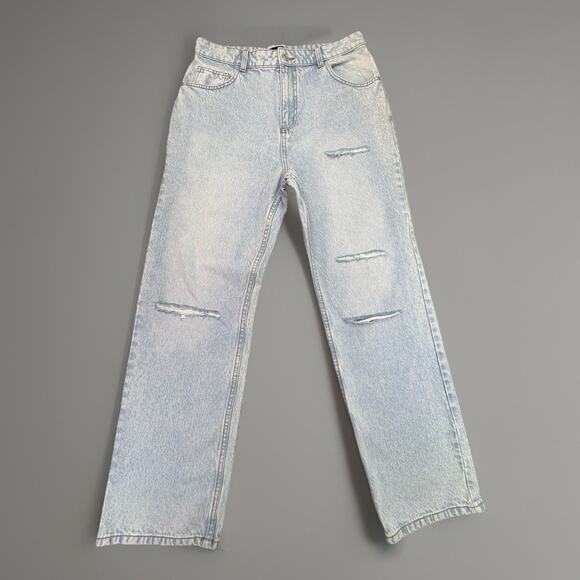 Pretty Little Things Denim - Pretty Little Thing PLT Jeans US 8 Light Blue Wash Distressed Straight Leg NWT